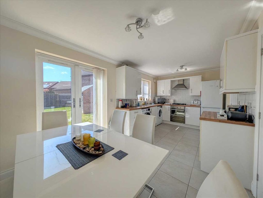 Property photo 2 of 13 Kitchen / Diner