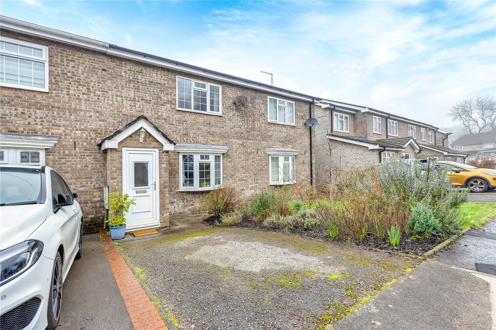 Property photo 1 of 28