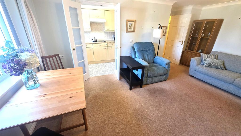 Property photo 3 of 12 Further Living Room.Jpg