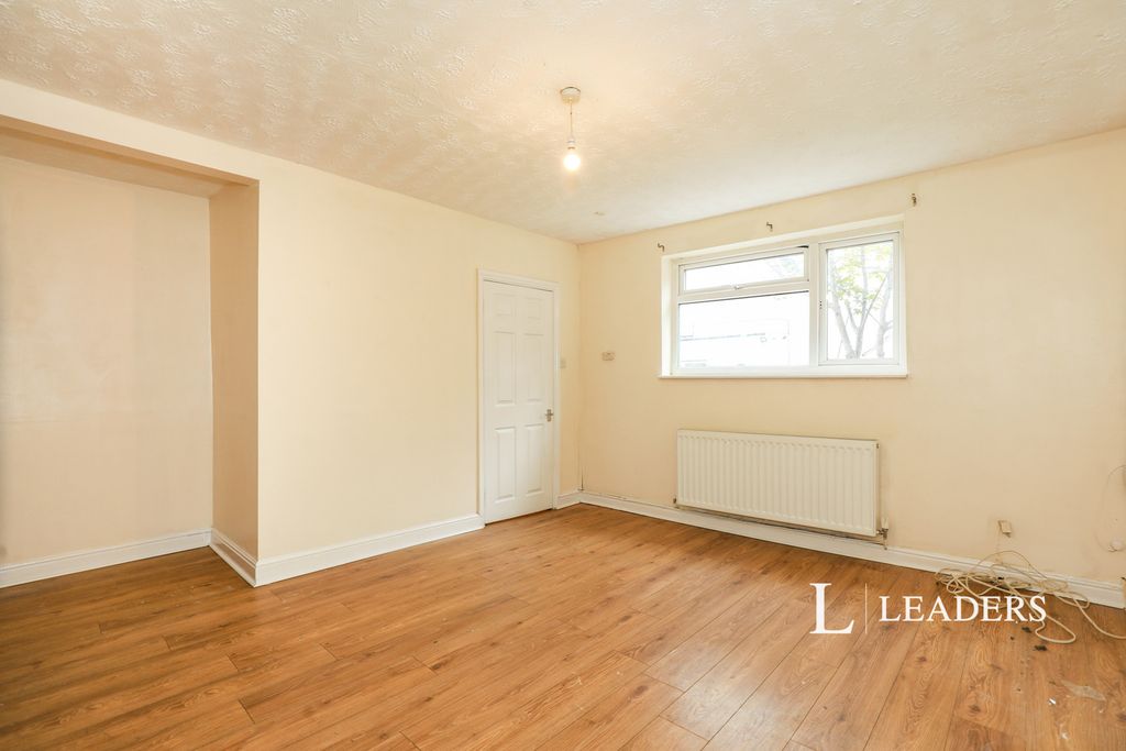 Property photo 1 of 10 Photo