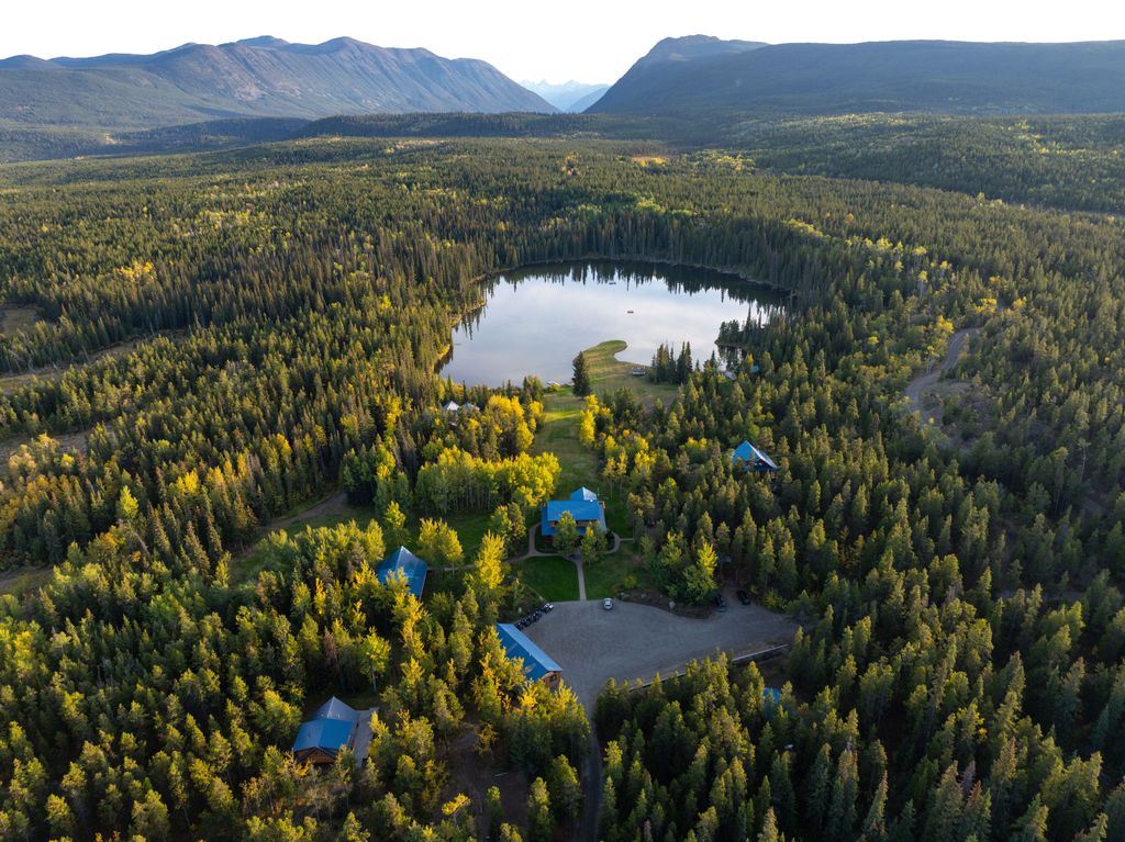 Property photo 2 of 64