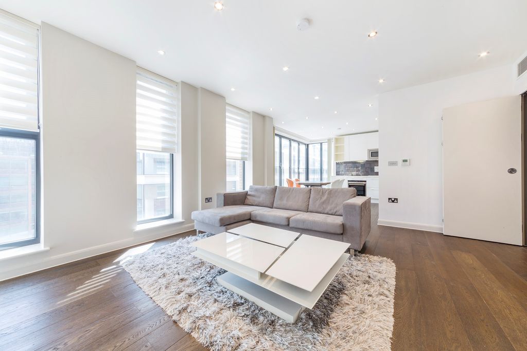 Property photo 2 of 10 Photo 8