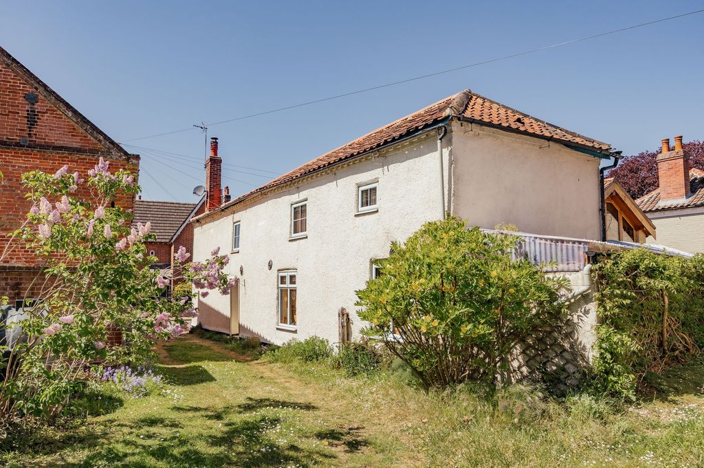 Property photo 3 of 15