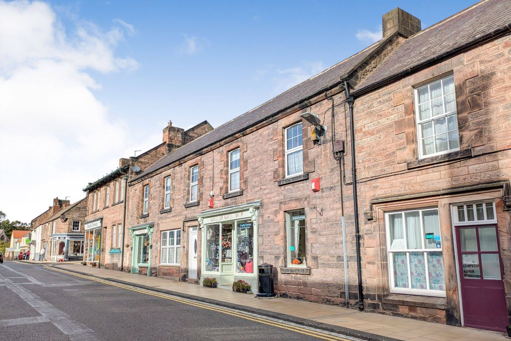 Property photo 3 of 11 Arlington House Hotel, 24 High Street, Wooler, Northumberland Ne71 6By