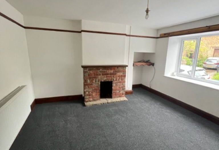Property photo 3 of 23