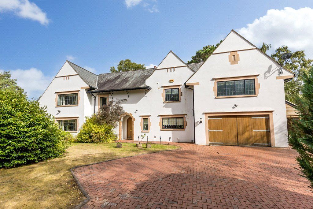 5 bed detached house for sale Broadstone