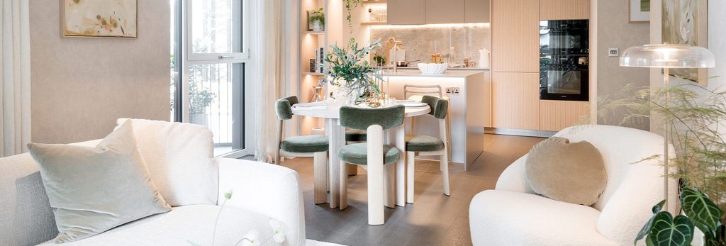 Property photo 1 of 5 An Interior Dining/ Living Room Image At White City