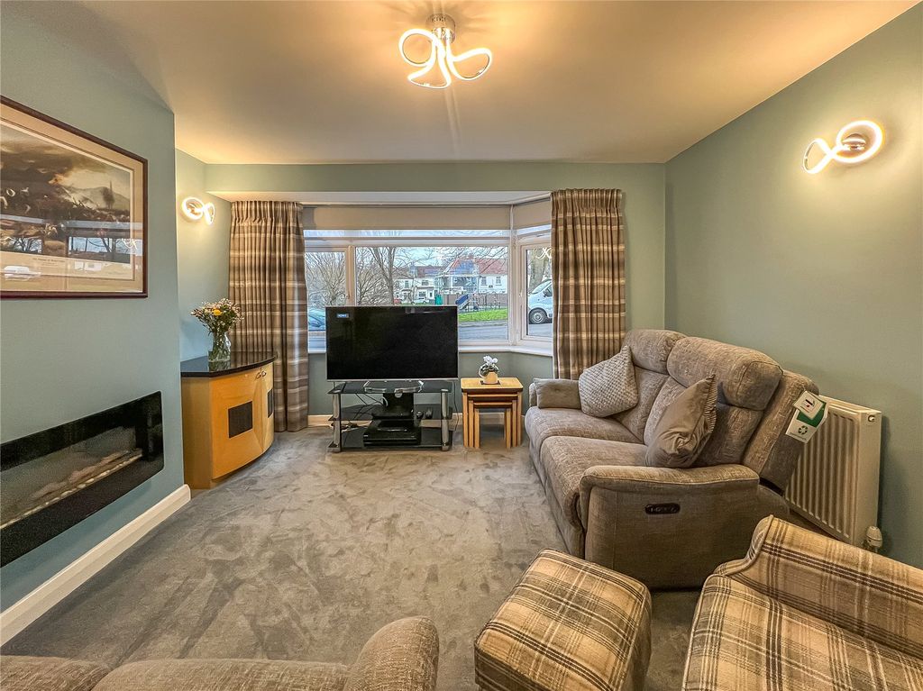 Property photo 2 of 16 Picture No. 02