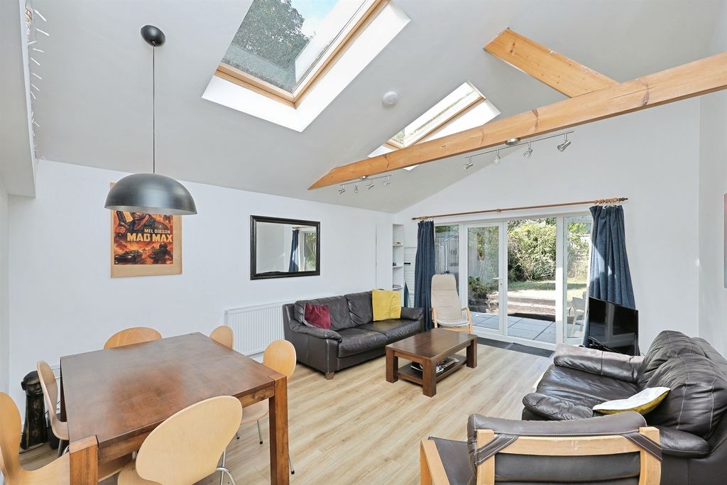 Property photo 2 of 15