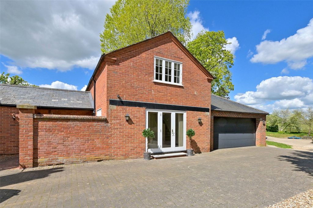 Property photo 1 of 10 Picture No. 02