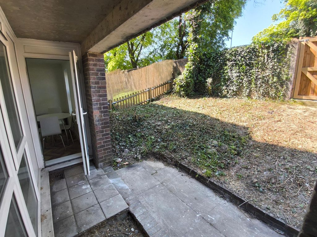 Property photo 2 of 19 Photo 1