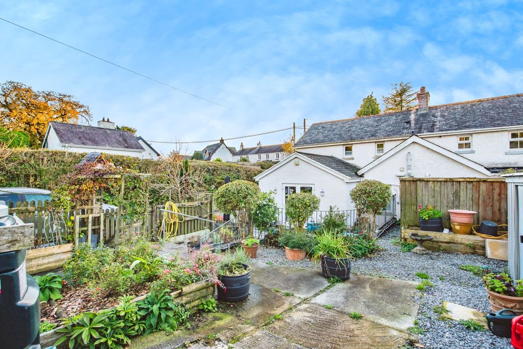 Property photo 3 of 15