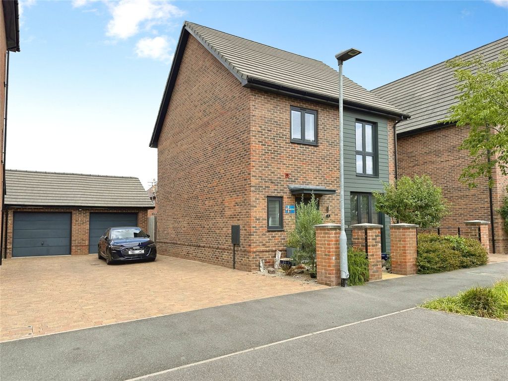 Property photo 1 of 18 Picture No. 23