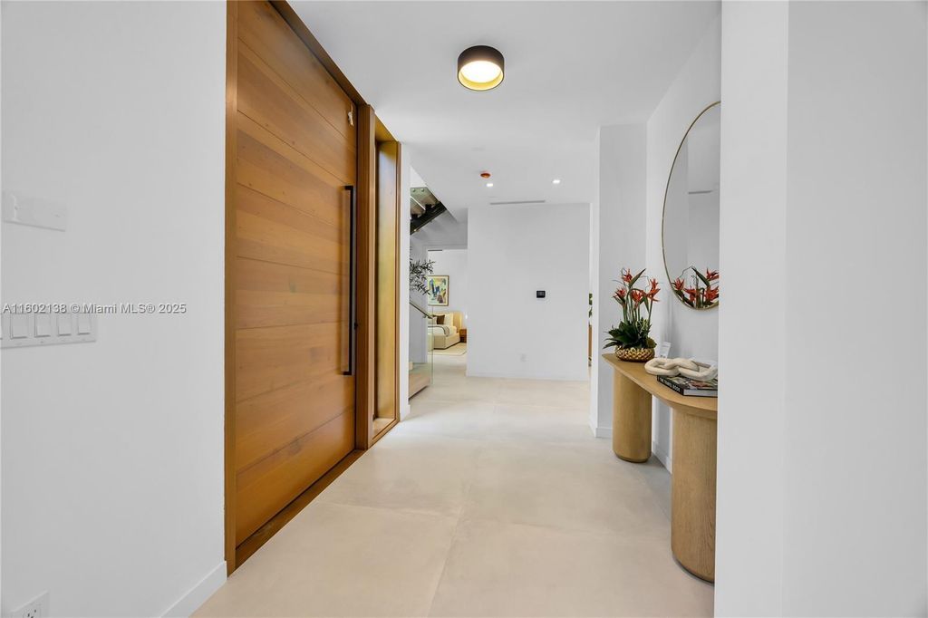 Property photo 3 of 46 <Alttext/>