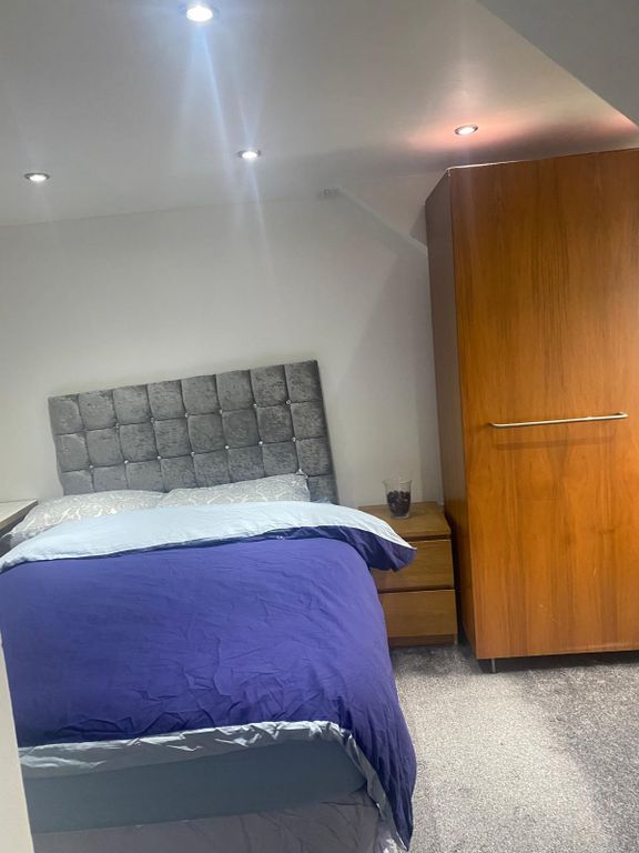 Property photo 2 of 3