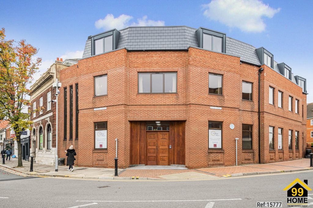 Property photo 2 of 11 Photo 1