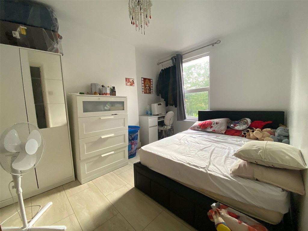 Property photo 2 of 10 Picture No. 08