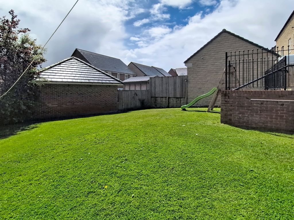 Additional image 27 of 4 bed detached house for saleLockgate Rise, Birkenshaw, Bradford, West Yorkshire BD11