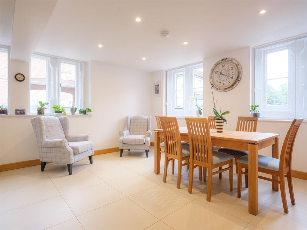Property photo 3 of 13 25 River Street-01.Jpg