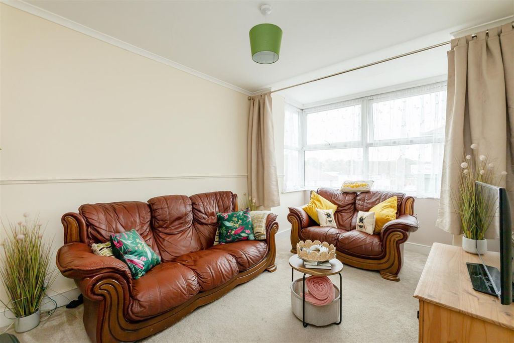 Property photo 3 of 23 Untitled-3152.Jpg