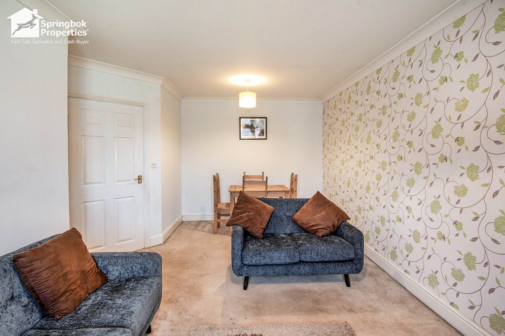 Property photo 3 of 8 Image 2