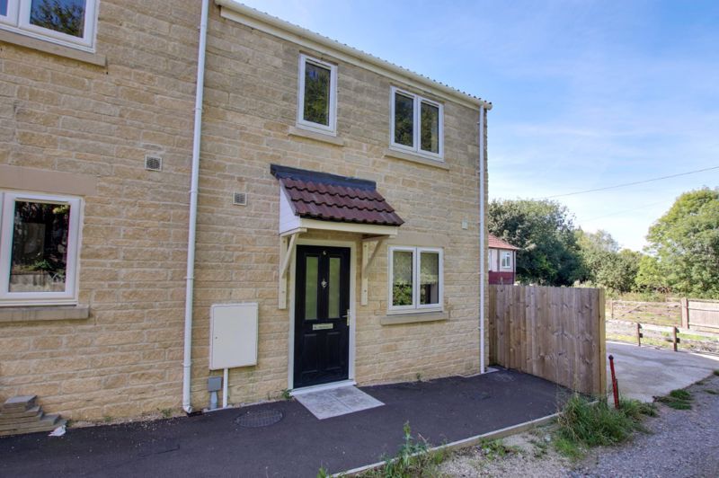 Property photo 1 of 11 Photo 13