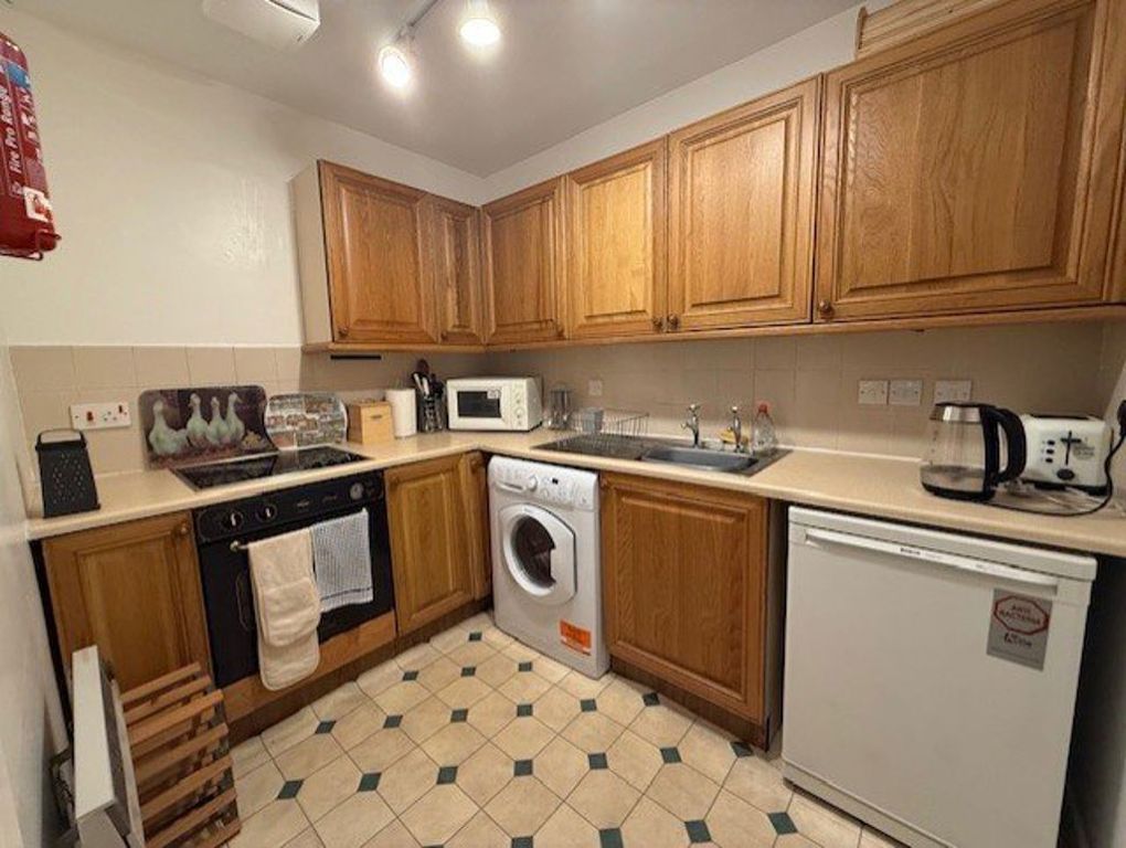 Property photo 1 of 4