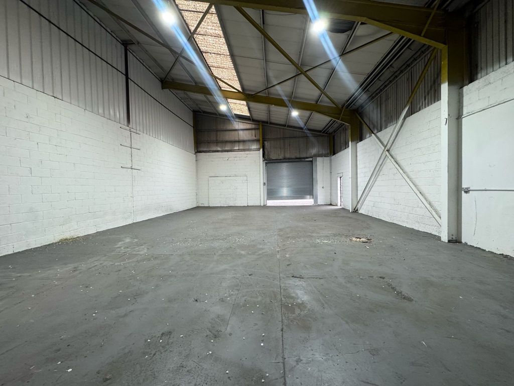 Property photo 2 of 3