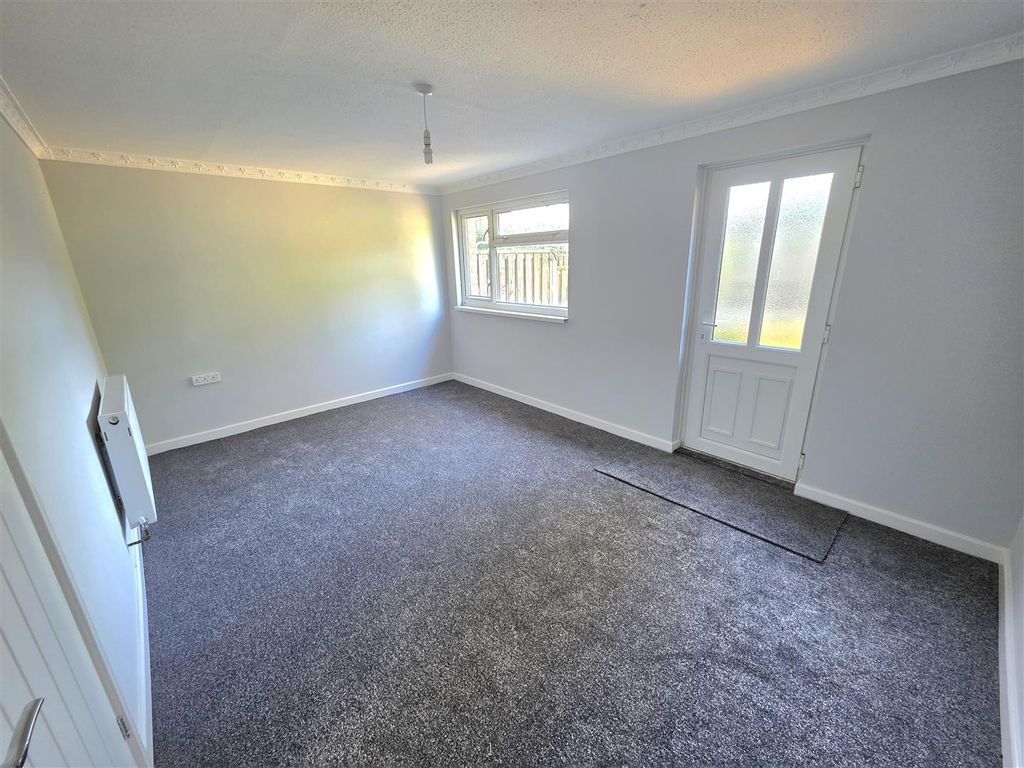 Property photo 2 of 11 20250923_102457.Jpg