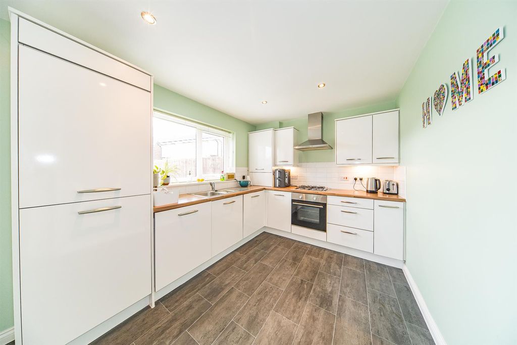 Property photo 3 of 27 20-Porchester-Road-15.Jpg
