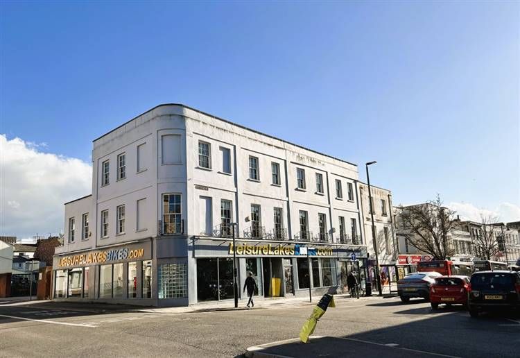 Property photo 1 of 3