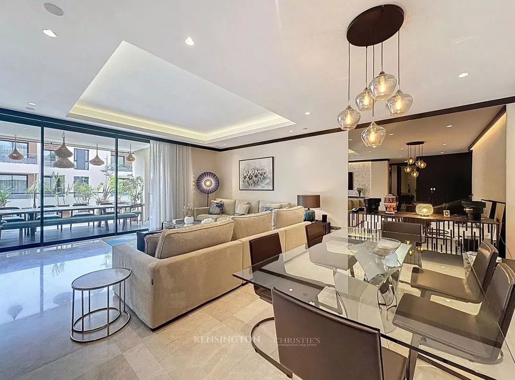 Property photo 3 of 24