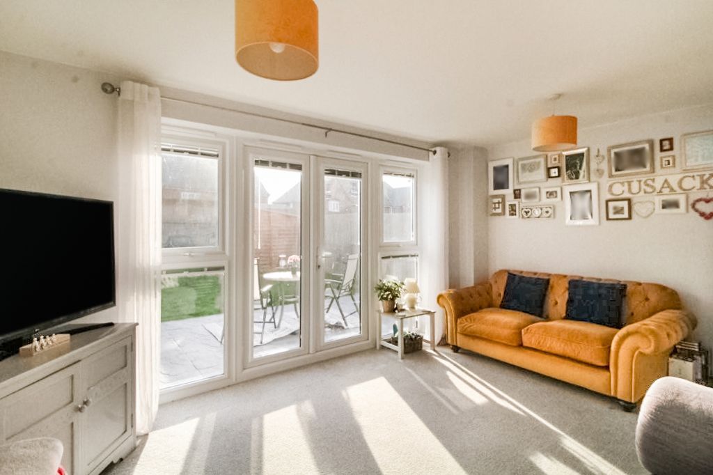 Property photo 3 of 18