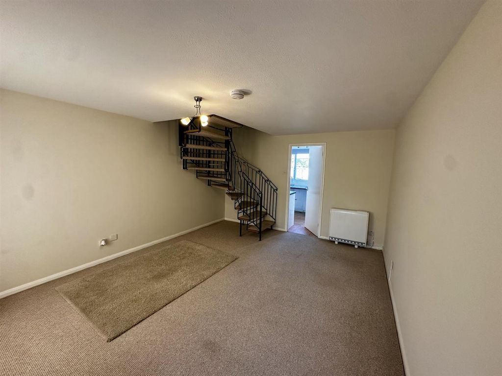 Property photo 3 of 14 3.Jpg