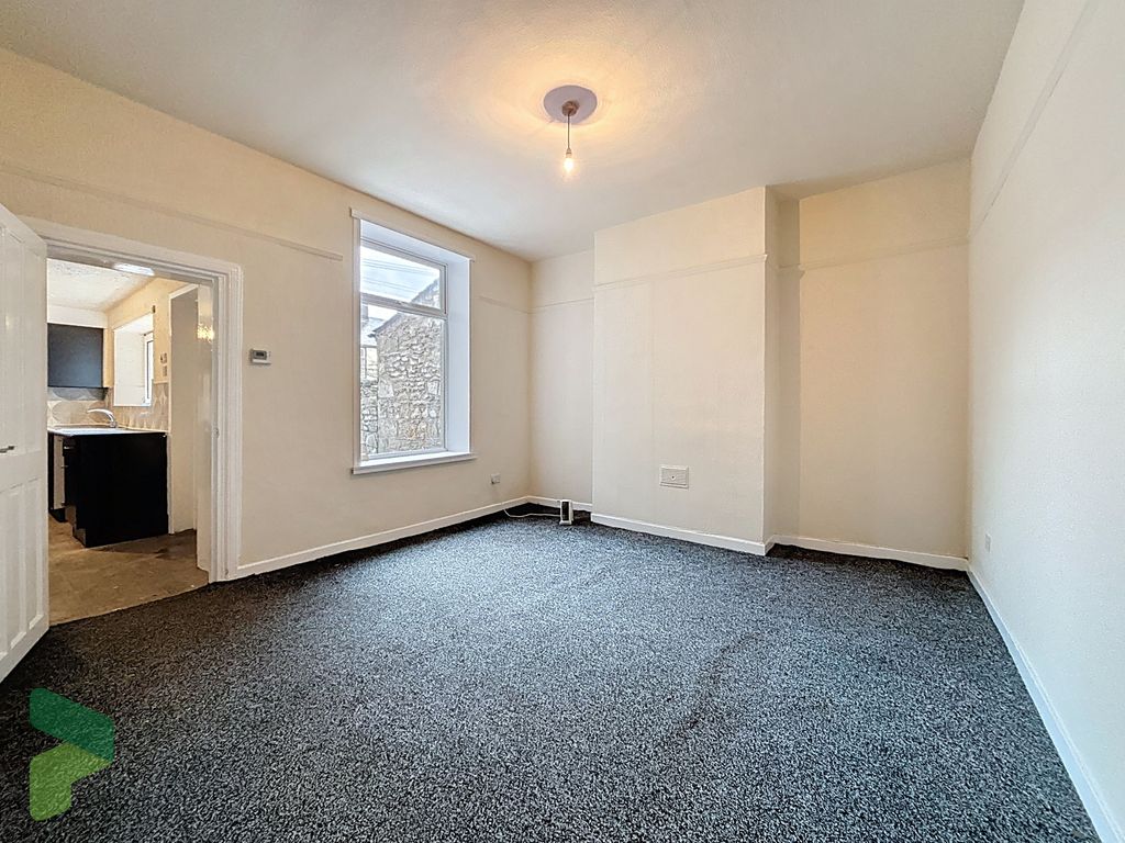 Property photo 2 of 15 Dining Room