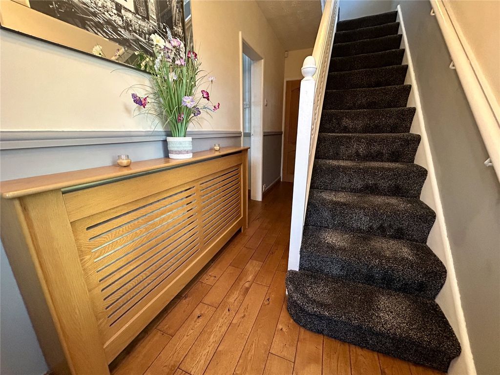 Property photo 2 of 23 Hallway