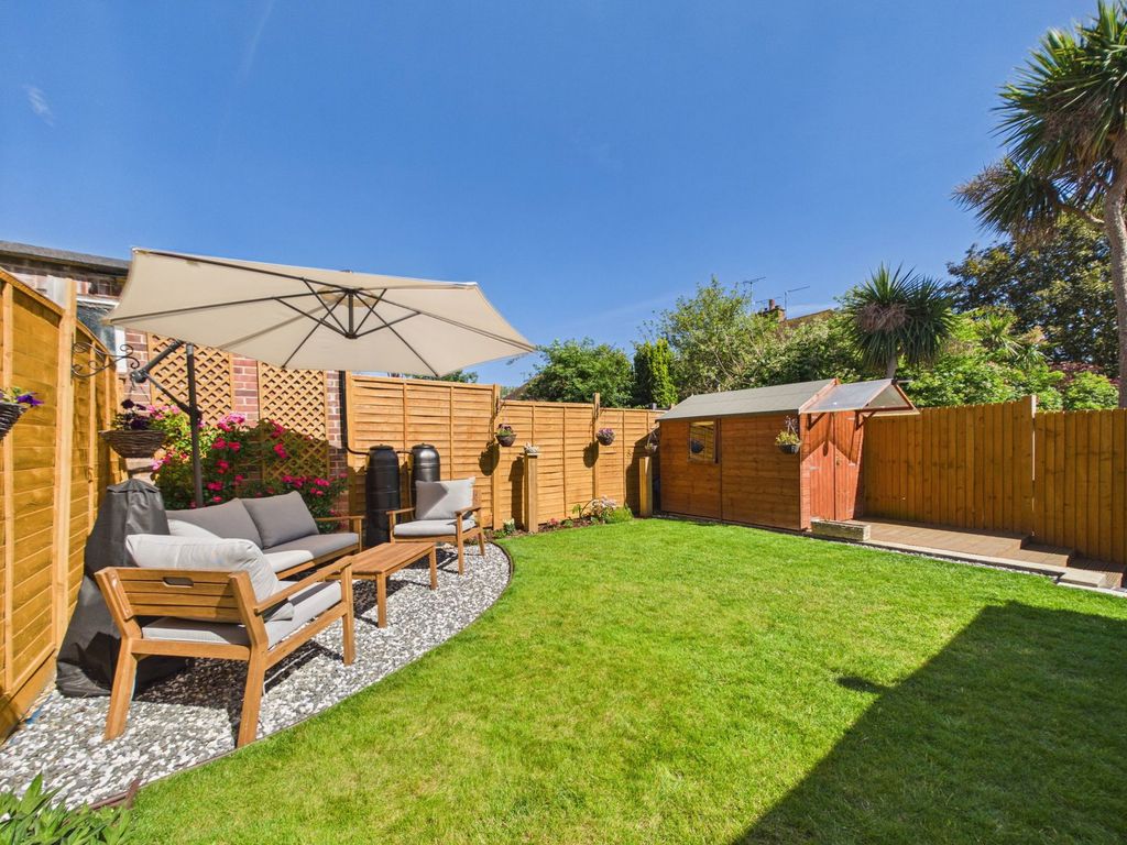 Property photo 2 of 13