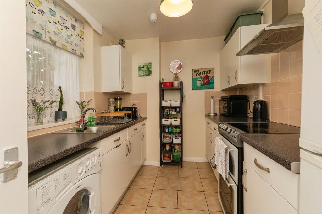 Property photo 3 of 13