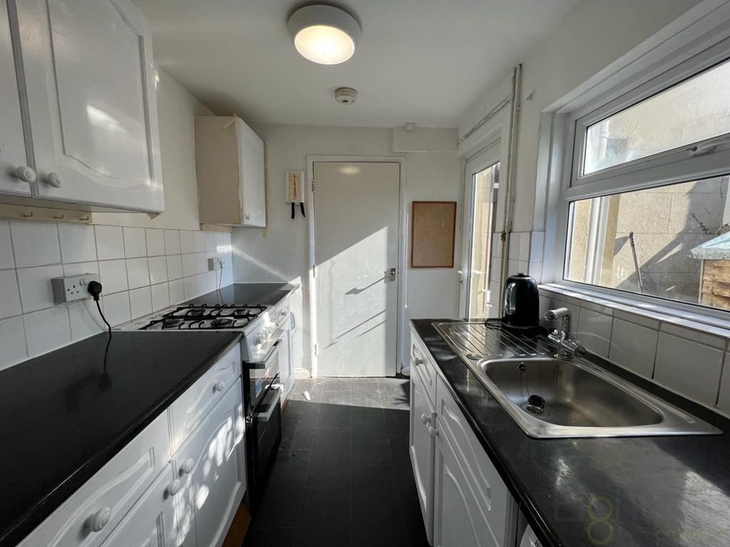 Property photo 3 of 10 d9B2852F-cd6c-4Afb-8Cb5-Fc14E2B4B3Af.Jpg