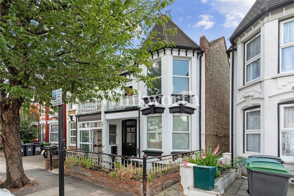 Property photo 2 of 12 Picture No. 06