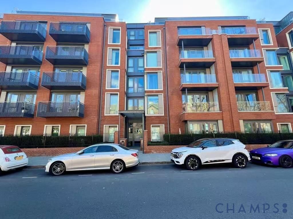 Property photo 1 of 15 2 Bed Flat To Rent Matcham House, London W6 0Dq