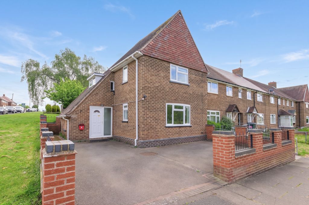 Property photo 1 of 28