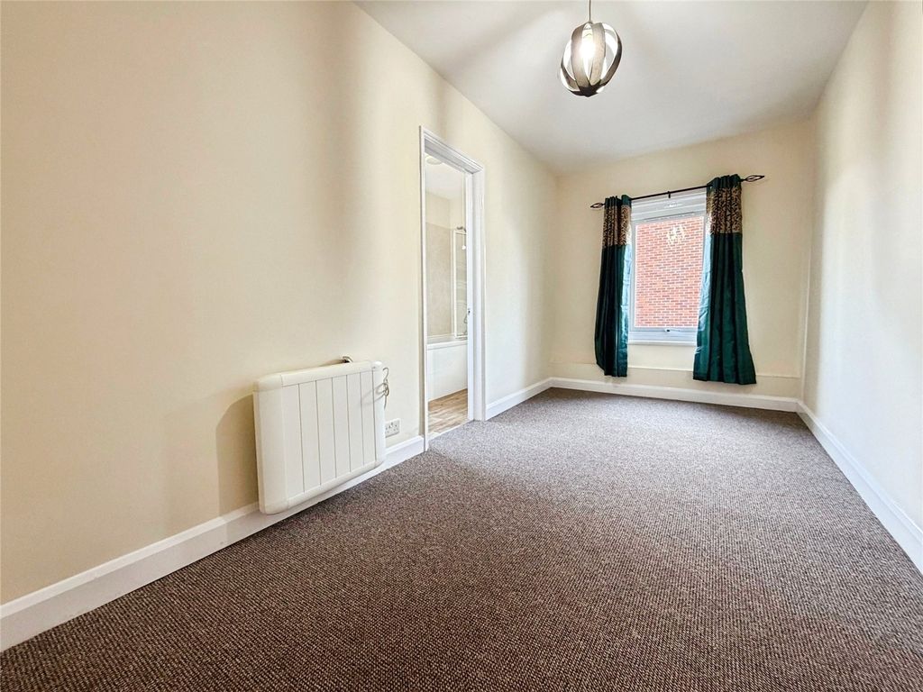 Property photo 2 of 6 Picture No. 04