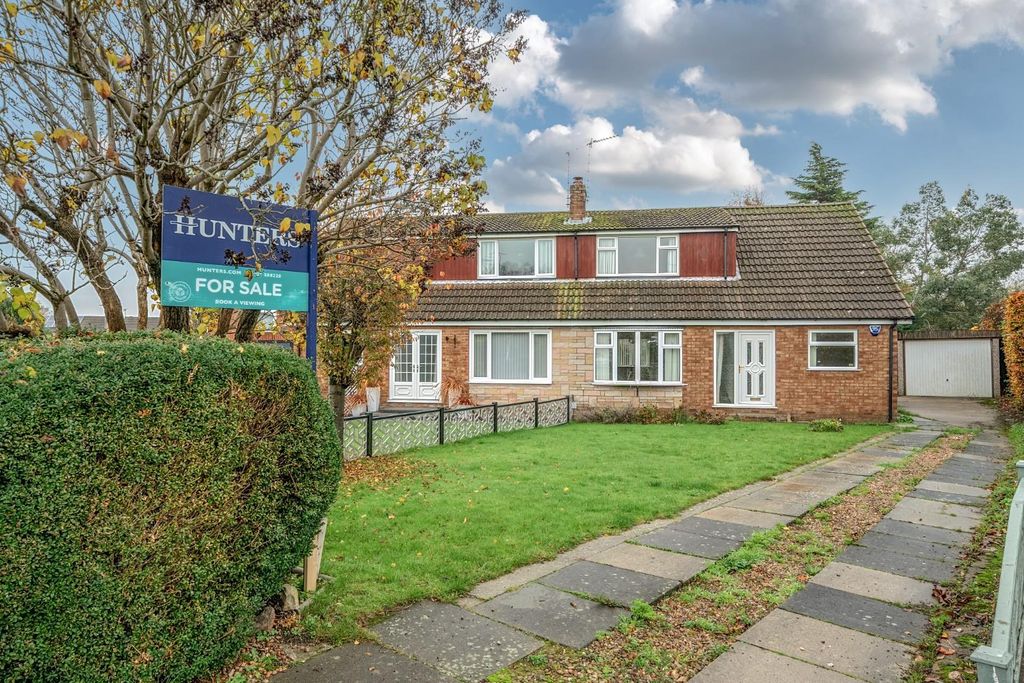 Property photo 1 of 15 Driveway.Jpg