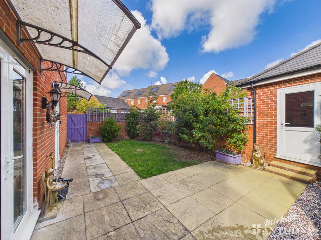 Property photo 3 of 21 Cam03218G0-Pr1177-Still004-Thumbnail-H750-70