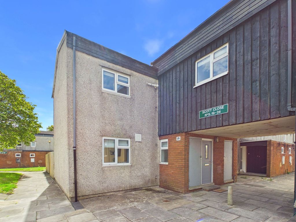 Property photo 1 of 16