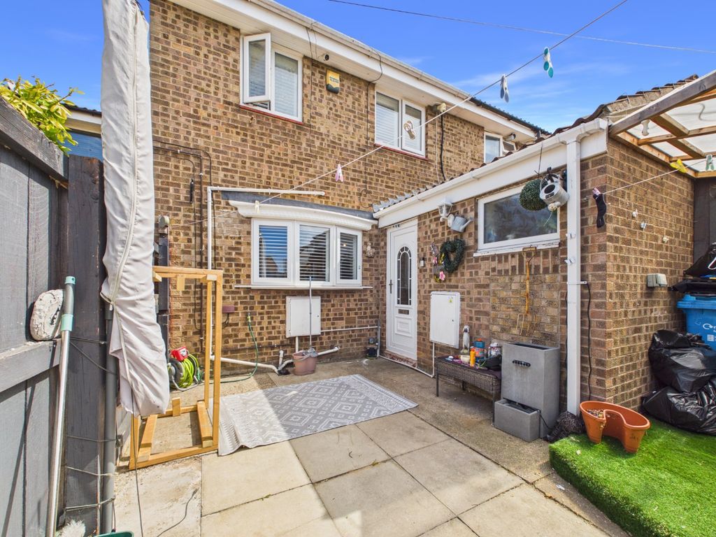 Property photo 1 of 16 5301890