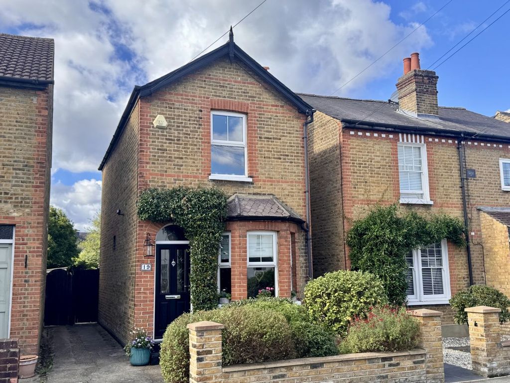 Property photo 1 of 13