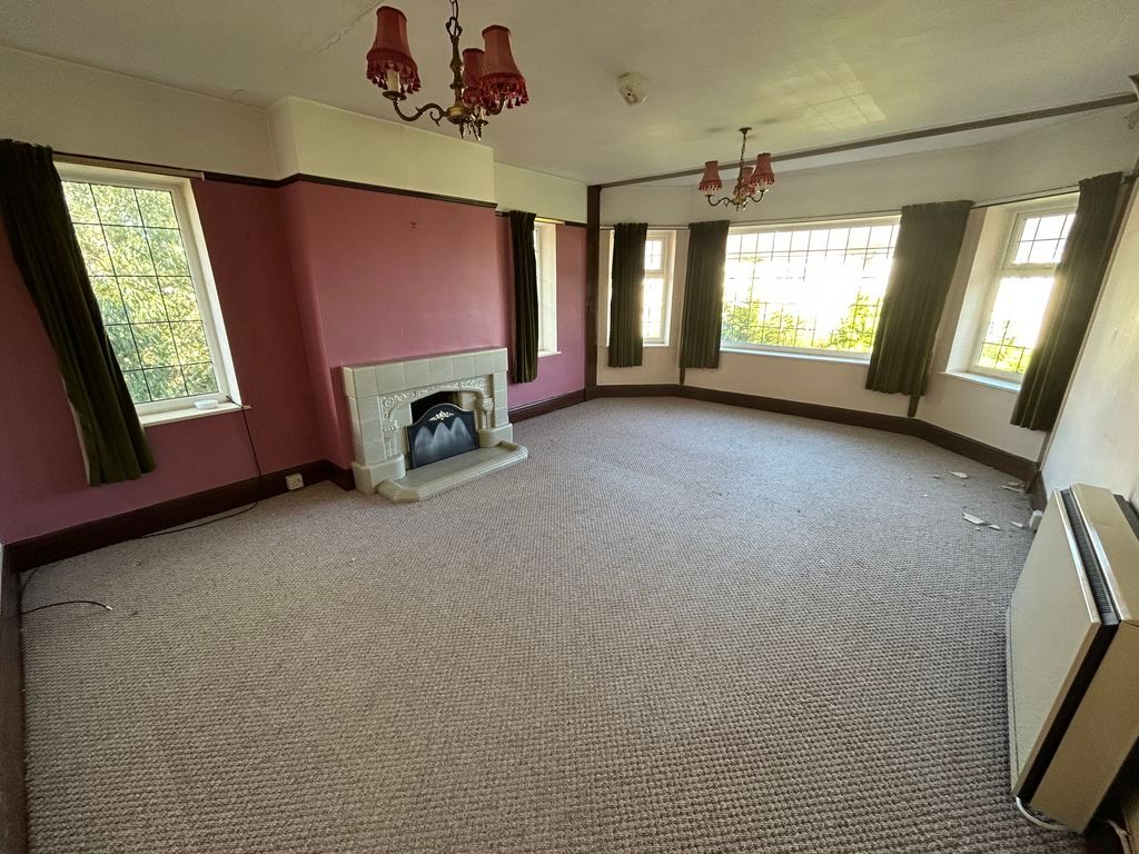 Property photo 2 of 26 Photo 35