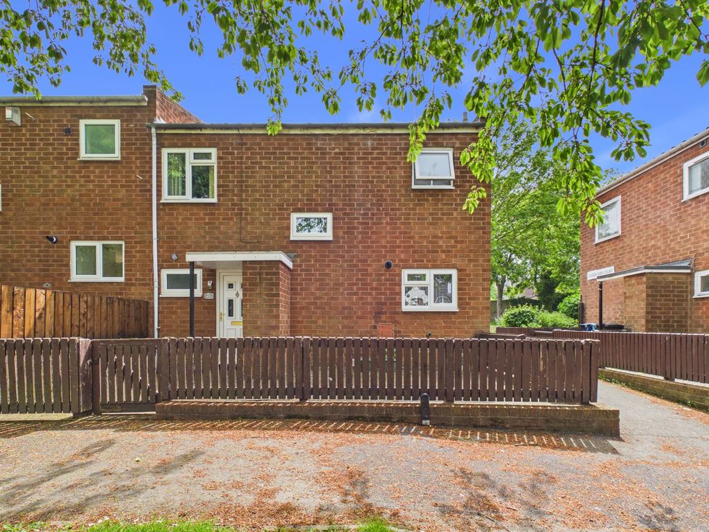 Property photo 1 of 12 External